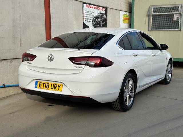 2018 Vauxhall Insignia 1.5T SRi Nav 5dr